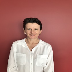 Dr Anne-Marie Turner